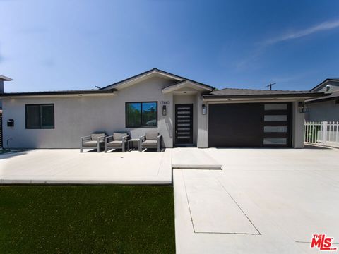 17443 Valerio Street Van Nuys CA 91406
