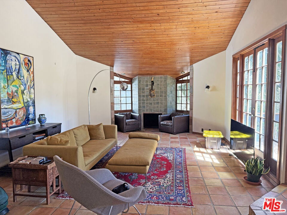 1823 Old Ranch Road