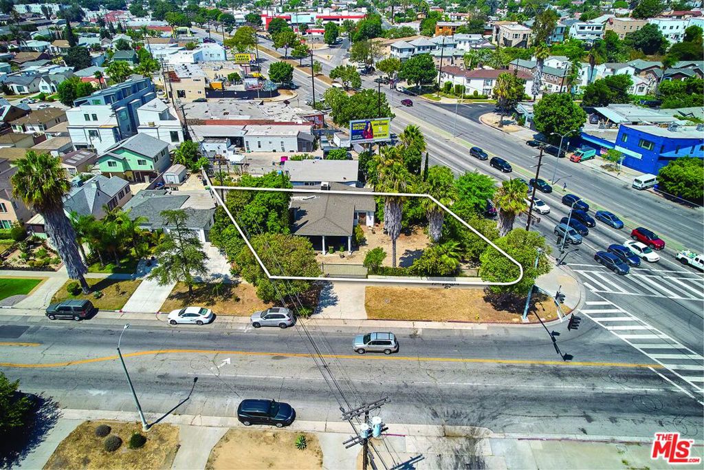 5506 Venice Boulevard