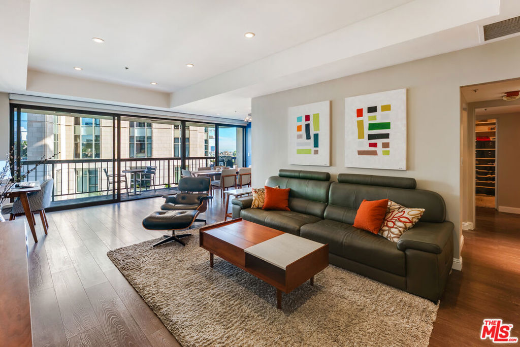 10790 Wilshire Boulevard 404