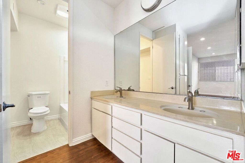 3315 Griffith Park Boulevard 101
