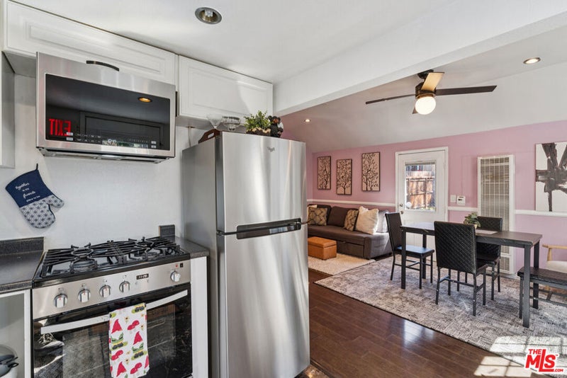 565 Lakewood Lane