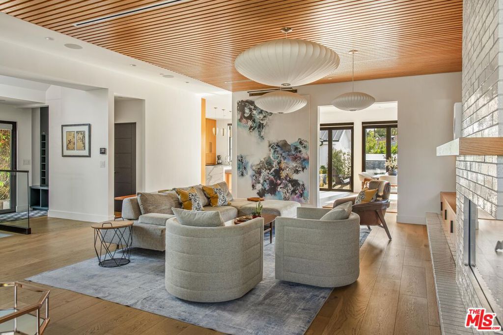 231 S Orchard Drive