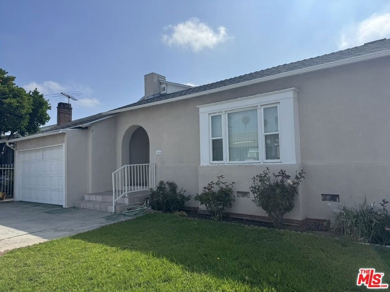 1014 N Alexandria Avenue