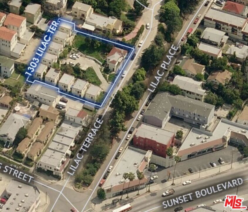 Properties 3 1303 Lilac Terrace 10