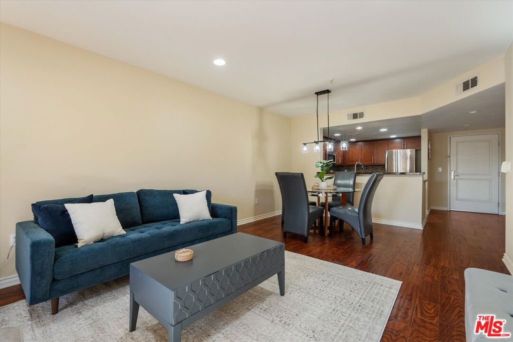 7100 Alvern Street 317