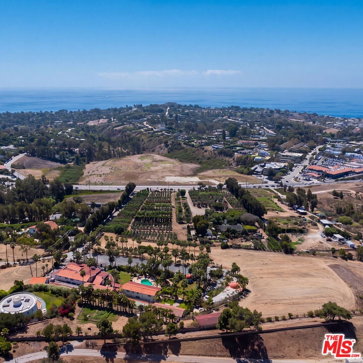 29081 Pacific Coast Highway