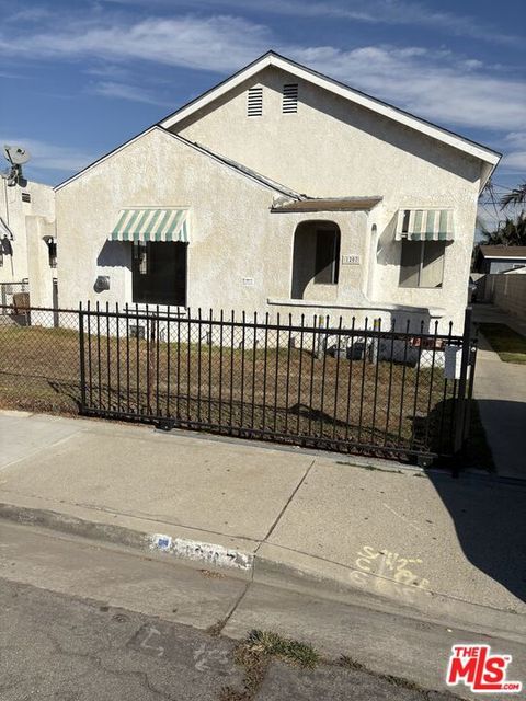 1207 E 76th Street Los Angeles CA 90001