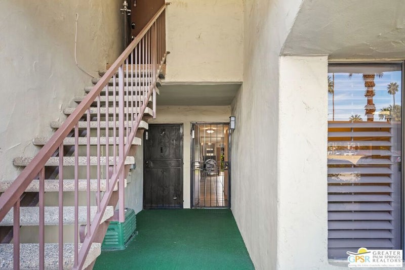 1655 E Palm Canyon Drive 111