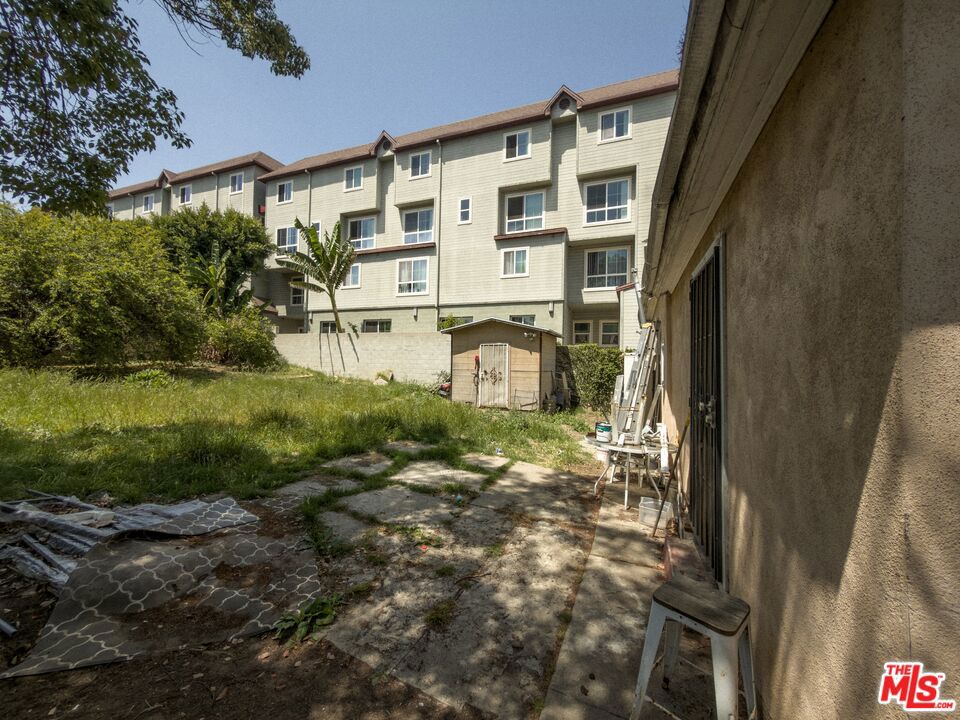 427 N Bixel Street