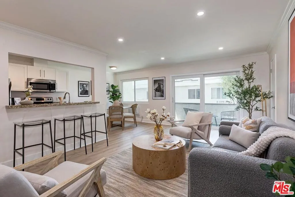 Los Angeles, California 90064, United States, 1 Bedroom Bedrooms, ,1 BathroomBathrooms,Residential,Active,178607