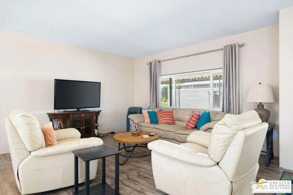 Cathedral City, California 92234, United States, 3 Bedrooms Bedrooms, ,2 BathroomsBathrooms,Residential,Active,163732