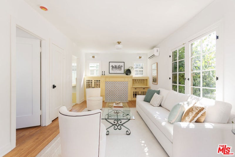 2221 Addison Way