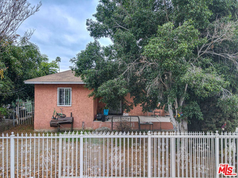 1503 E 109th Street