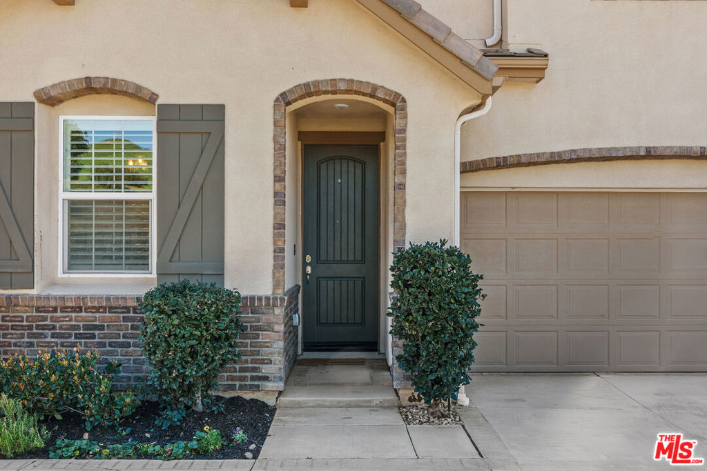 106 Redwood Grove Court