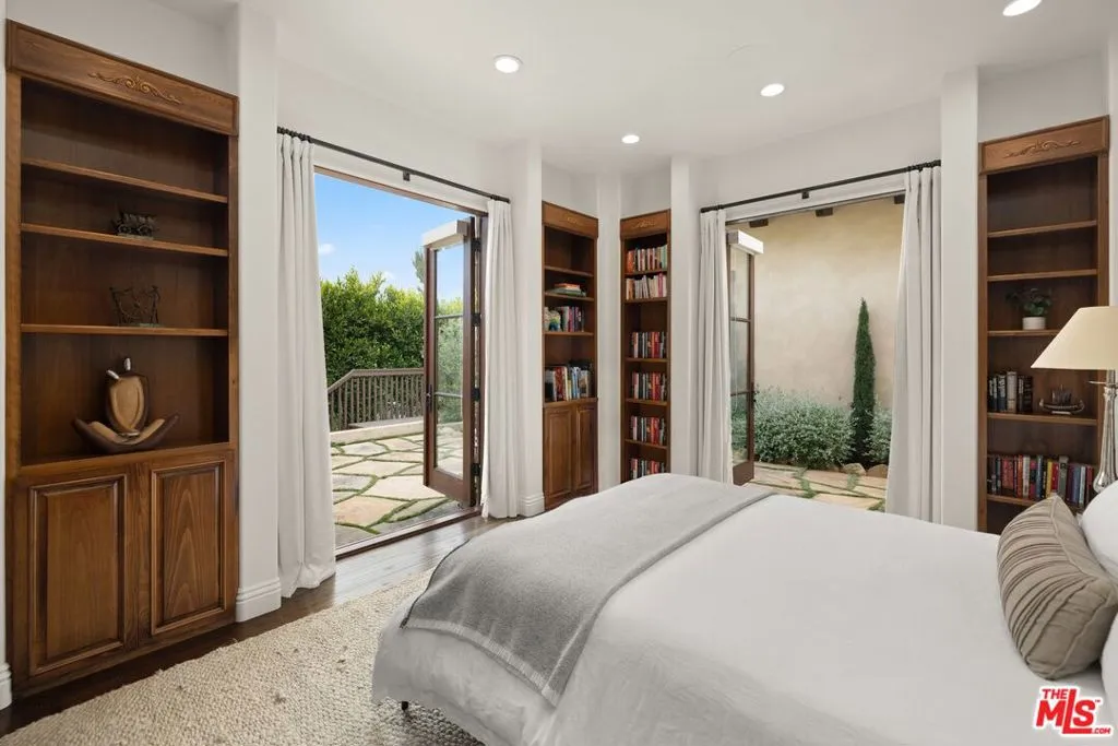 Santa Barbara, California 93108, United States, 4 Bedrooms Bedrooms, ,6 BathroomsBathrooms,Residential,Active,140752