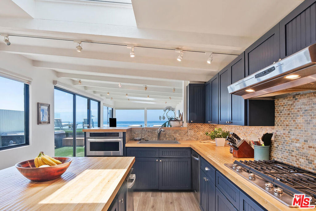 23356 aka 107 Malibu Colony Road