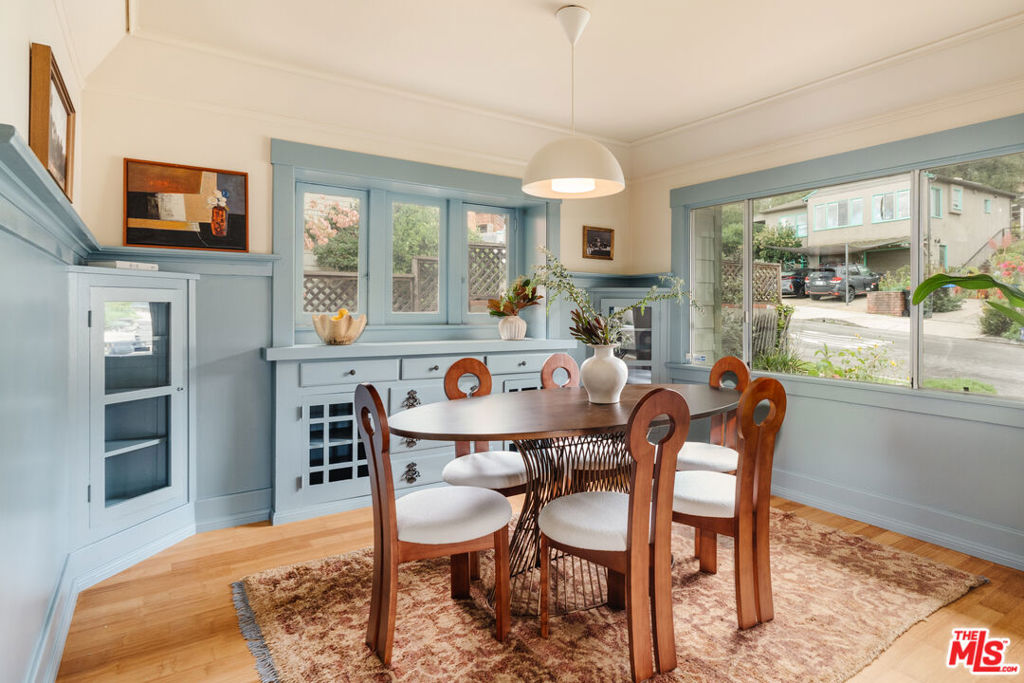 1207 Oak Grove Drive