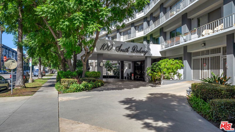 100 S Doheny Drive 221