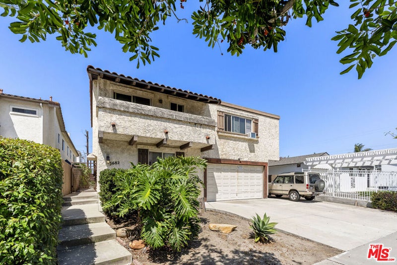 3682 Nile Street 3