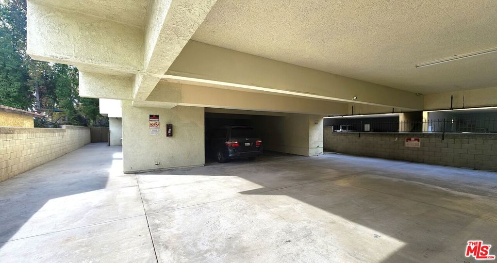 Properties 4 5227 Eagle Dale Avenue