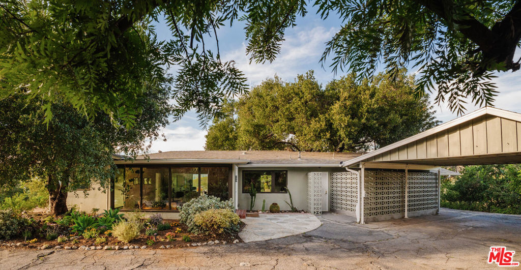 9550 Wheatland Avenue