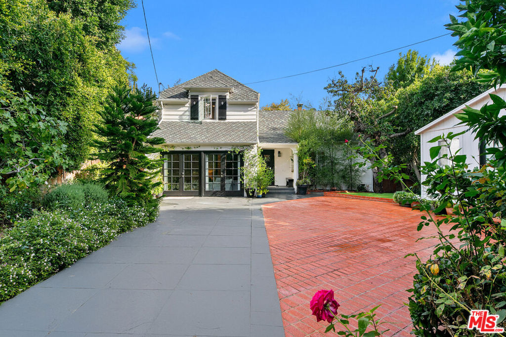 1762 Nichols Canyon Road