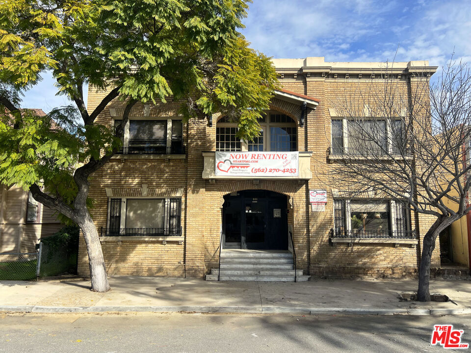 444 Chestnut Avenue