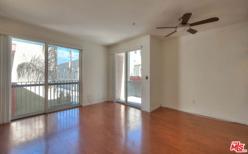 302 E 19th Street 7
