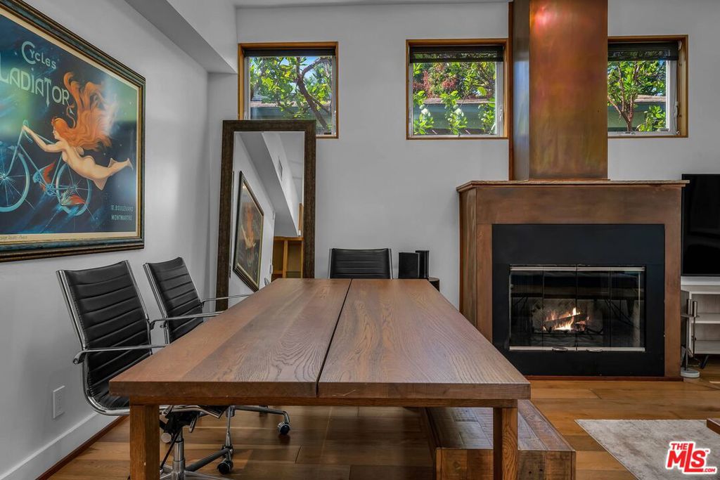 560 Westminster Avenue