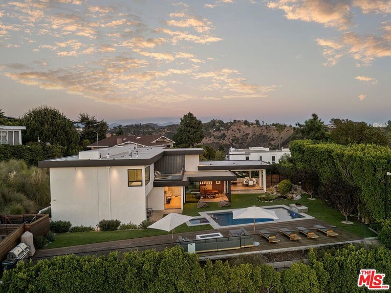 2261 Hercules Drive