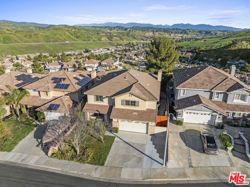 32610 Ridge Top Lane