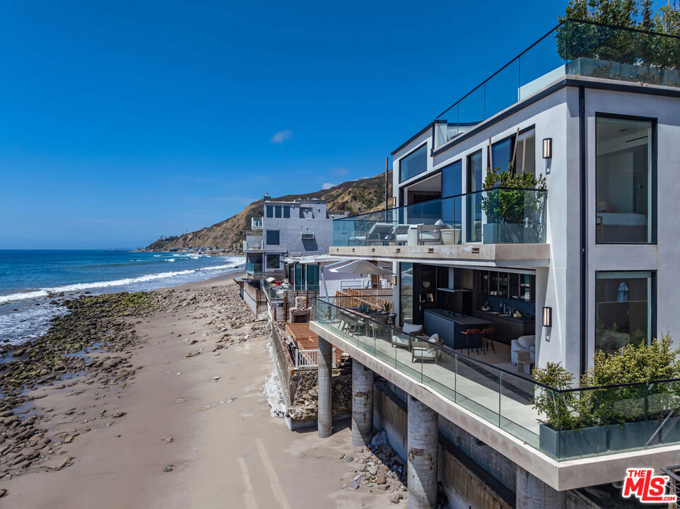 18954 Pacific Coast Highway