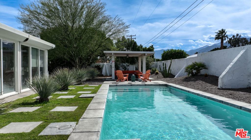 2295 Nicola Road