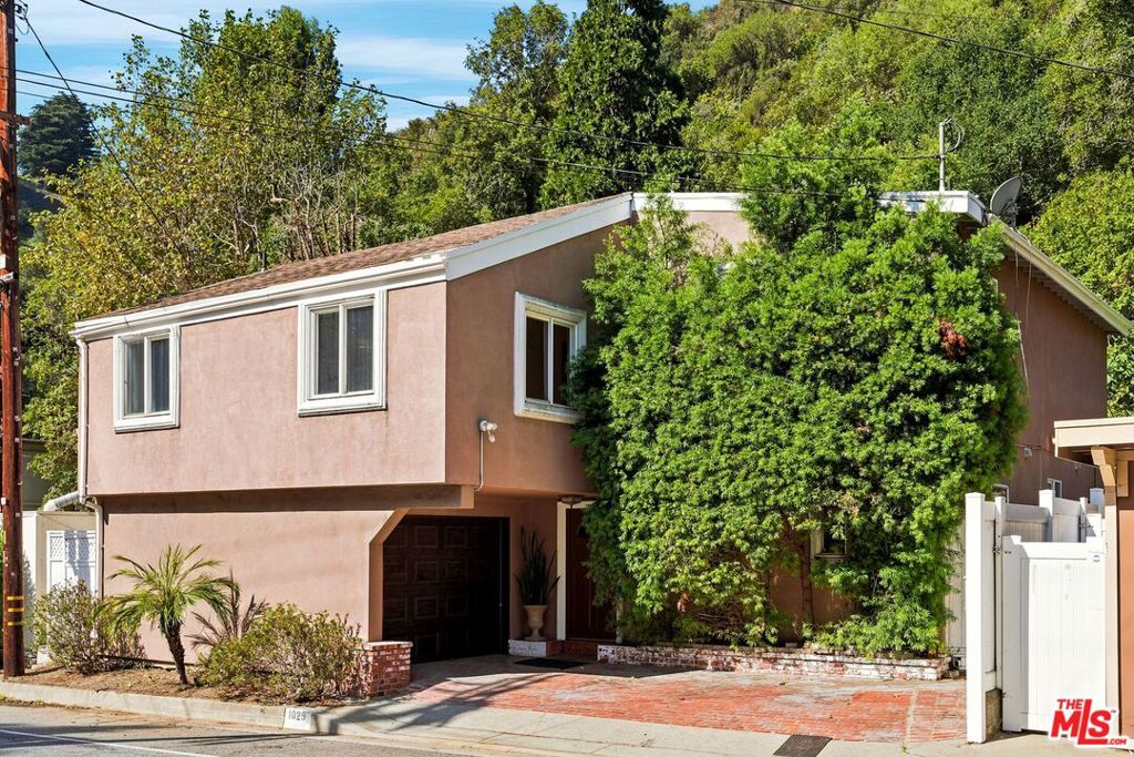 1029 N Beverly Glen Boulevard