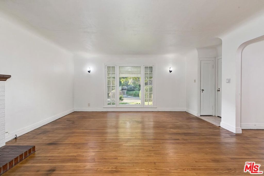 3018 Ingledale Terrace