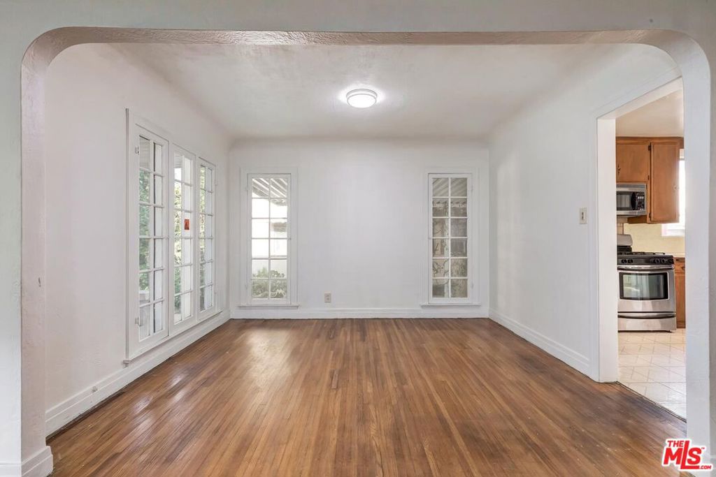 3018 Ingledale Terrace