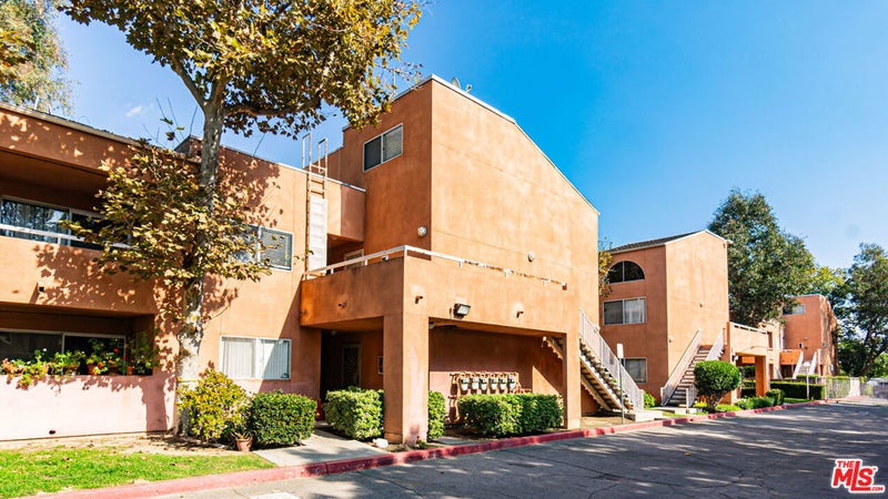 12601 Van Nuys Boulevard 218