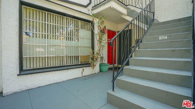 6112 Saturn Street