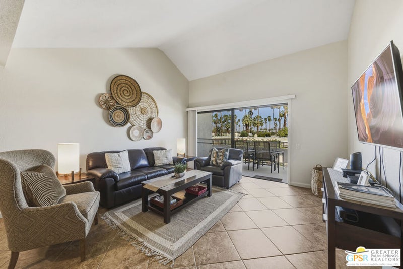 2345 S Cherokee Way 137
