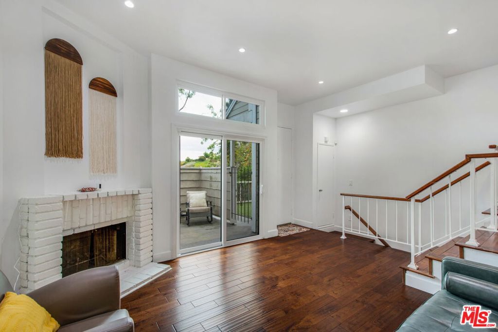 4620 Don Lorenzo Drive A