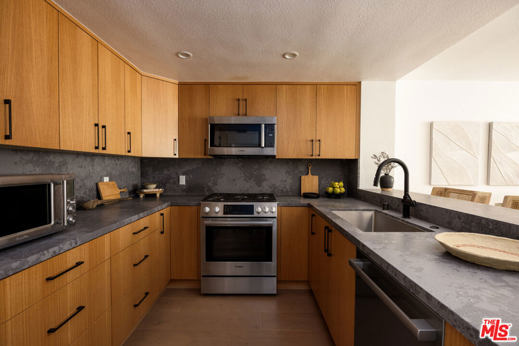 4240 Lost Hills Road 602