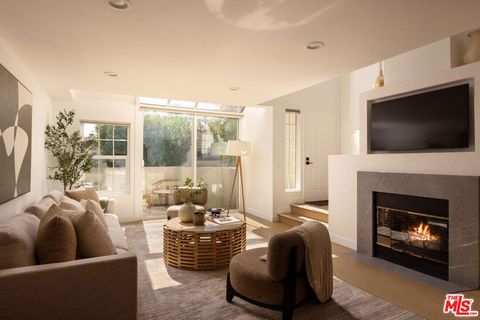 4240 Lost Hills Road 602 Calabasas CA 91301