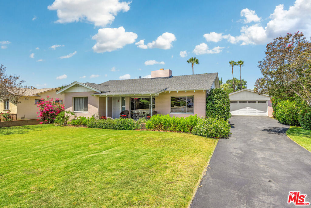 635 Ramona Avenue