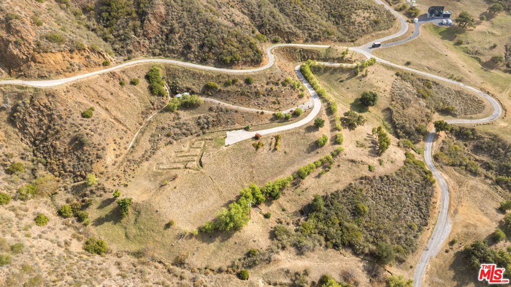 12324 Yerba Buena Road