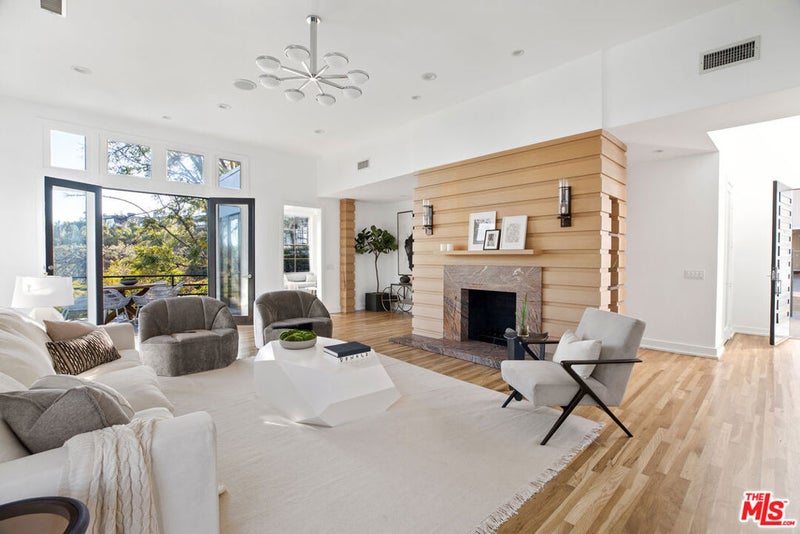 9314 Lloydcrest Drive