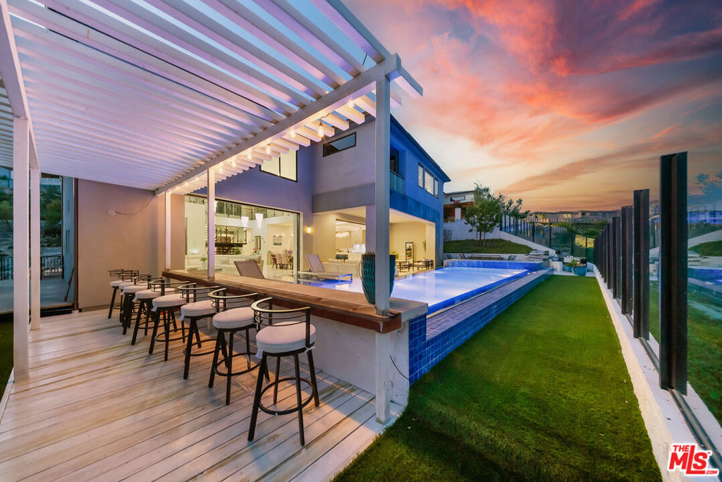 Properties 2 20422 W Birmingham Way