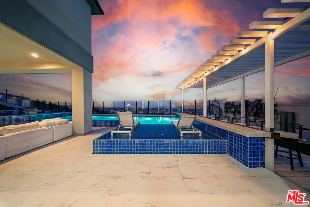 Properties 4 20422 W Birmingham Way