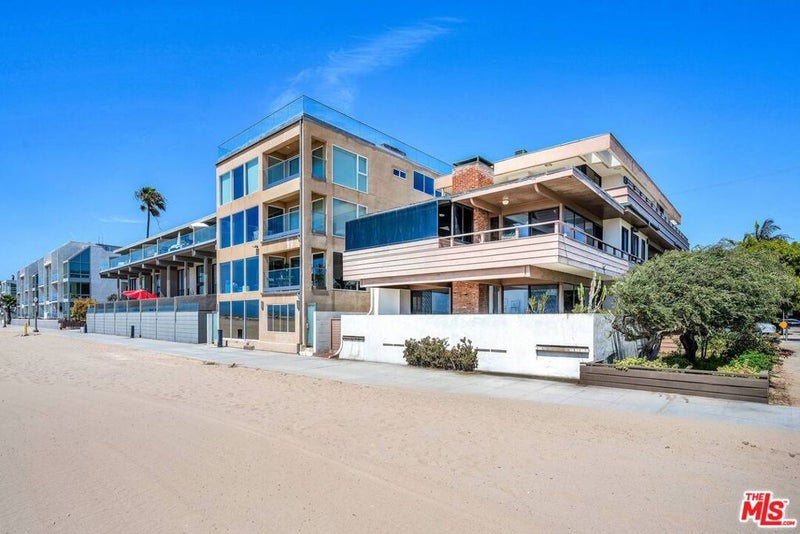 5317 Ocean Front Walk