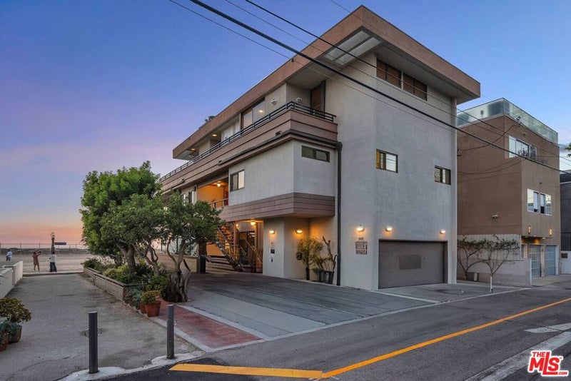 5317 Ocean Front Walk
